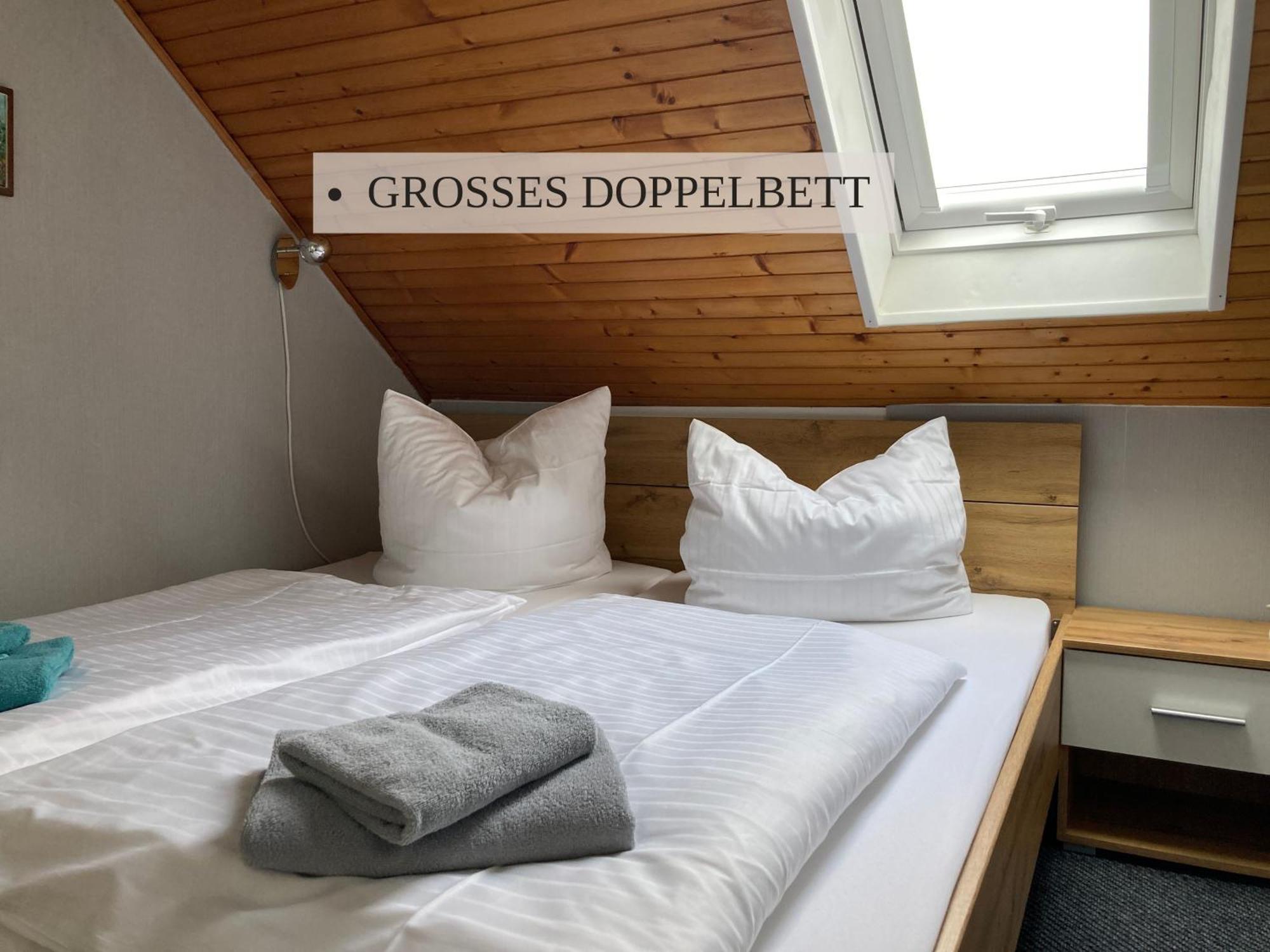 Haus Krabbe Zimmer Ohne Kueche, Fuer 1-2 Personen, Doppelbett, Zentral Gelegen Zwischen Cuxhaven Und Bremerhaven, Hunde Kostenfrei Willkommen, Kostenfreier Parkplatz Wremen Bagian luar foto